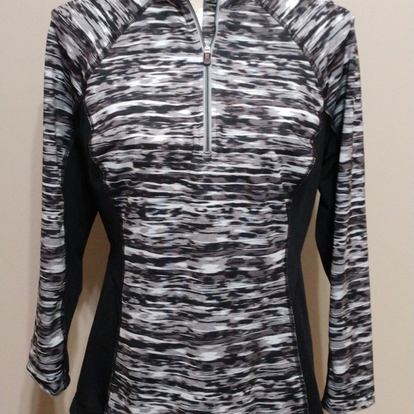 Tek Gear 3/4 pullover. Size L - Picture 1 of 7
